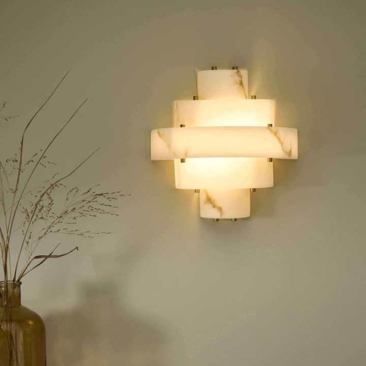 Sara Wall Light