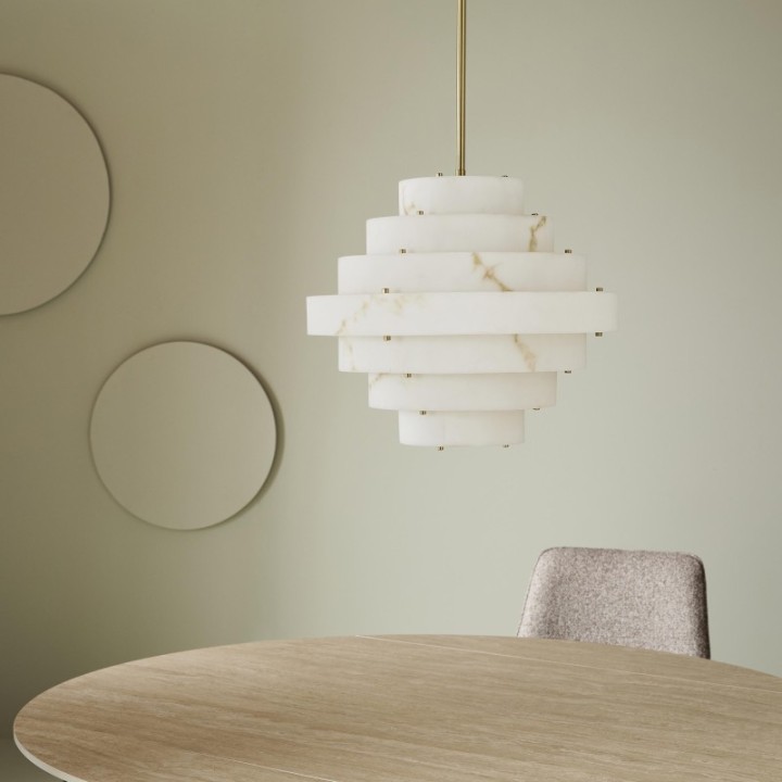 Sara Chandelier