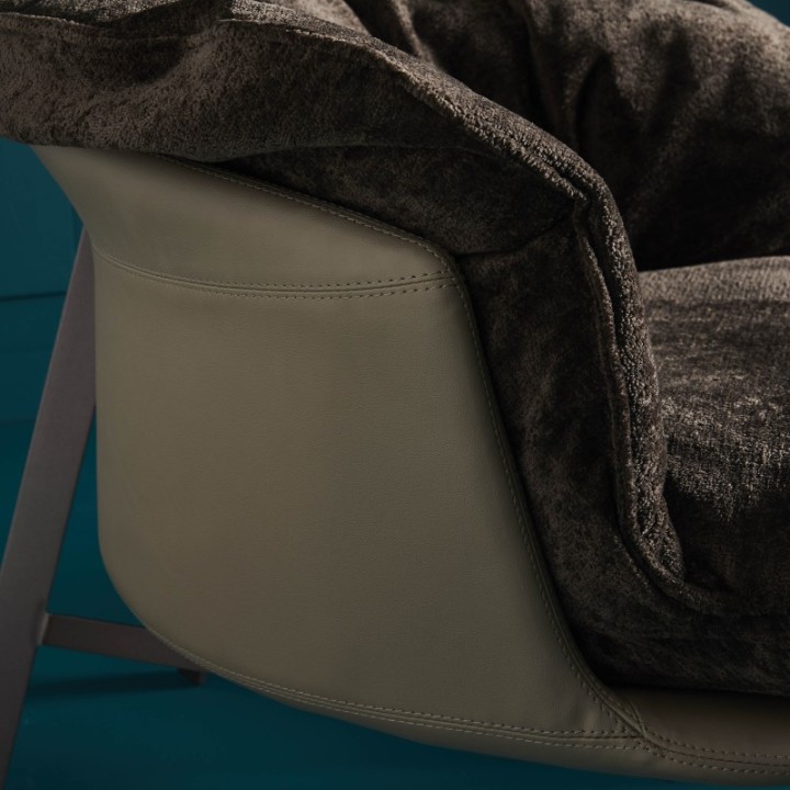 Fauteuil Bob marron