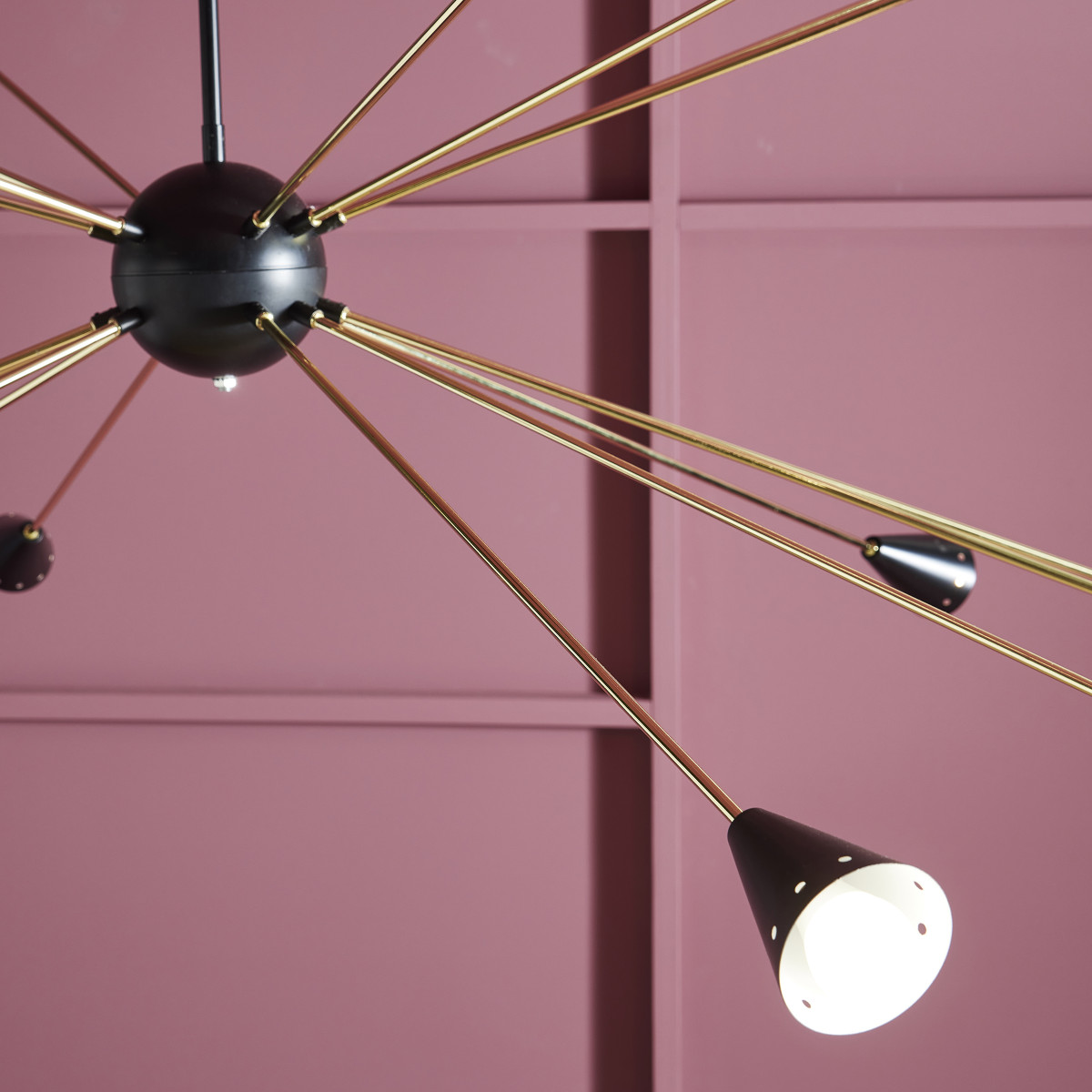 lustre-satellite-en-m-tal-noir-et-laiton-dor-20-lampes-hauteur-ajustable