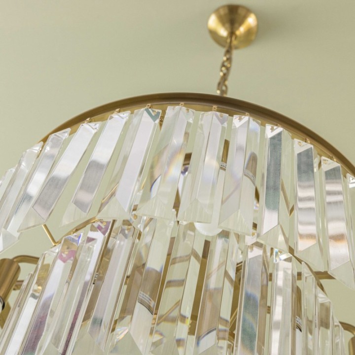 Fulgurant 11-light gold chandelier