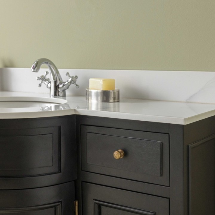 Black Hausmann washbasin cabinet