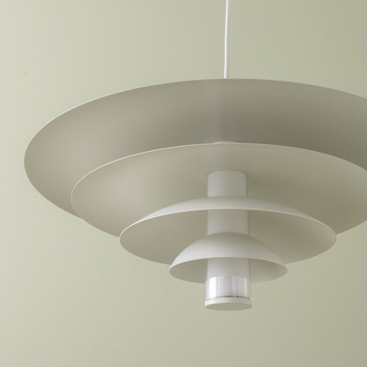 Boreal white chandelier