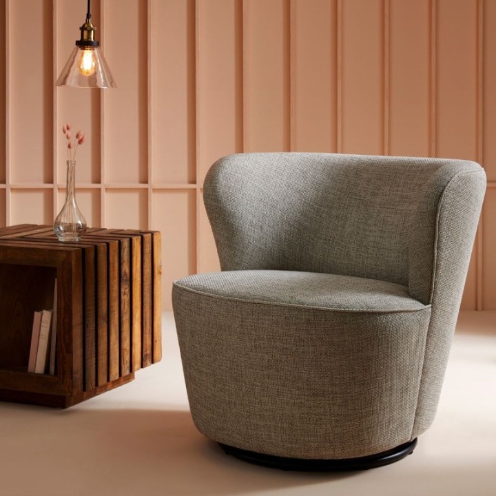 Fauteuil pivotant en tissu esprit scandinave