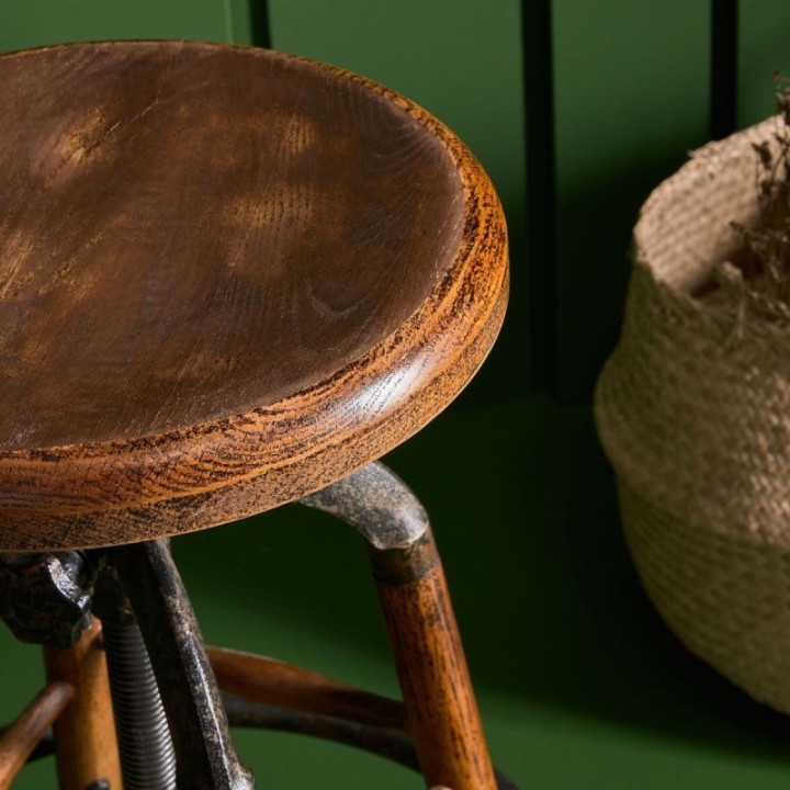 Tabouret industriel en vieux bois et métal