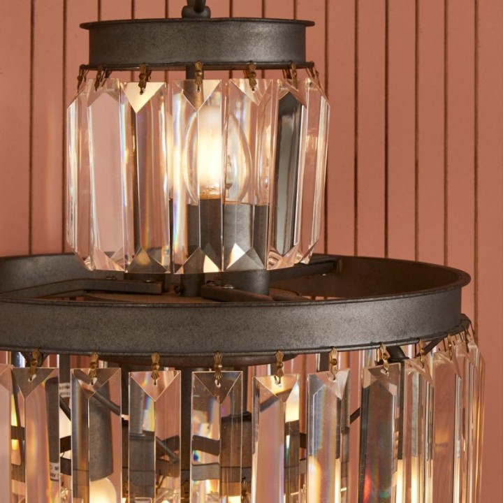 Lampe à poser esprit années 50, avec pampilles