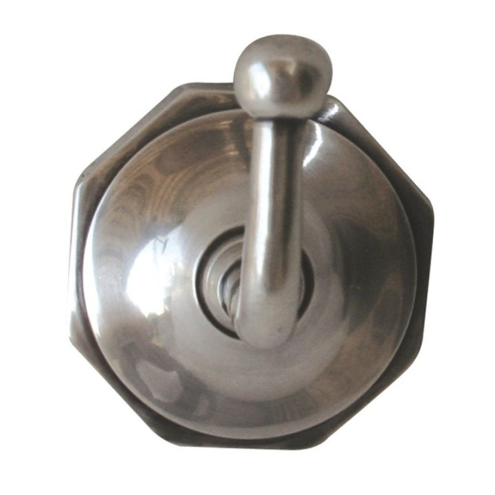 Octo hook in aged silver-finish brass
