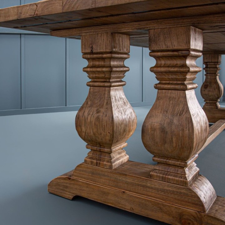Magistrale rectangular table in solid old pine