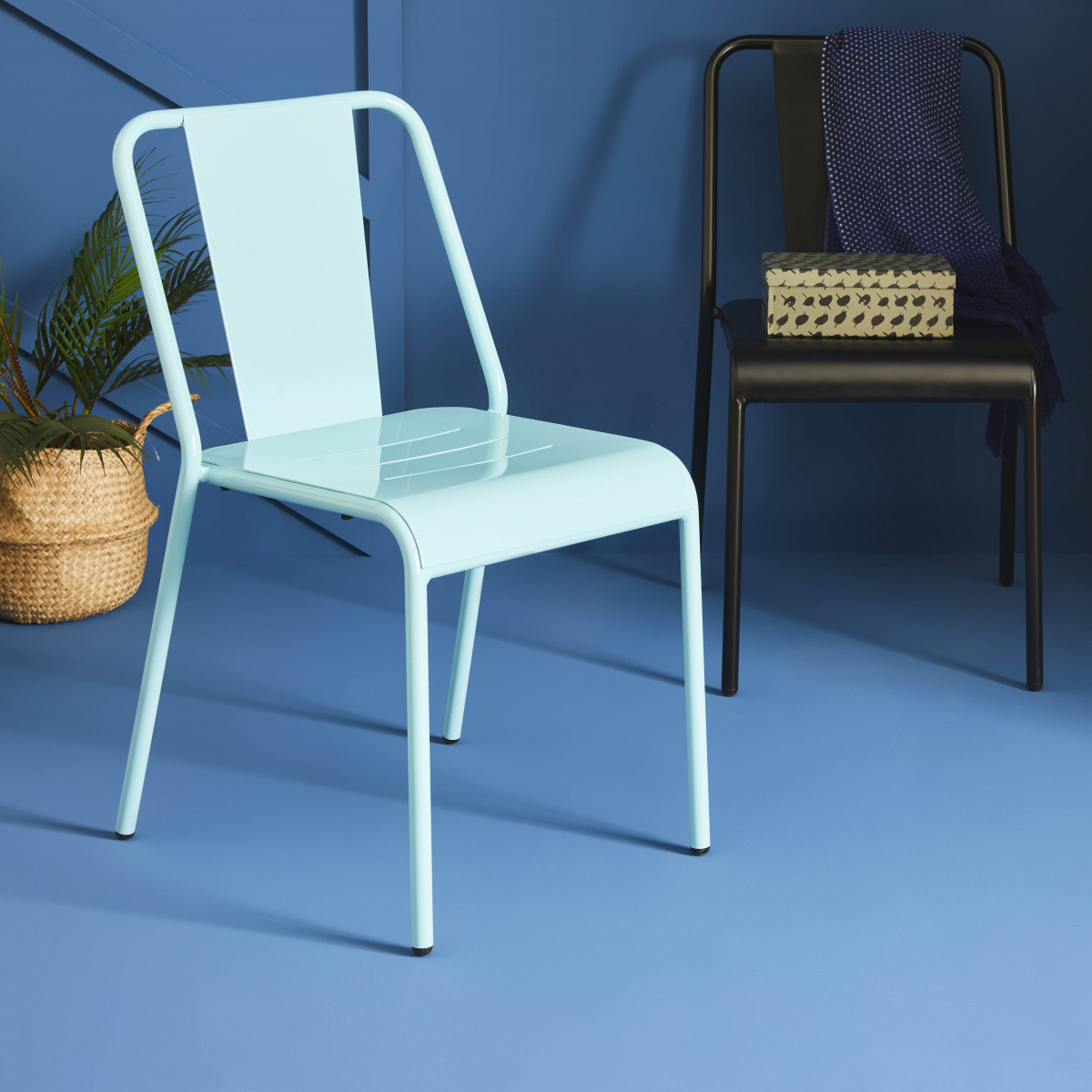 Chaise Achille alu bleu