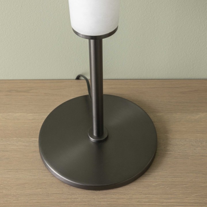 Lampe à poser en albâtre et métal MONTAIGNE