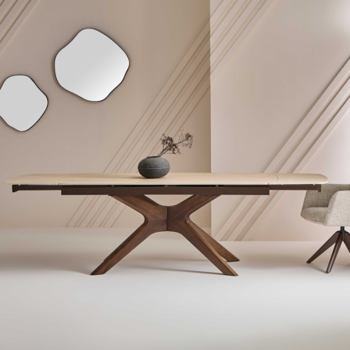 Tivoli ceramic table with extension leaves