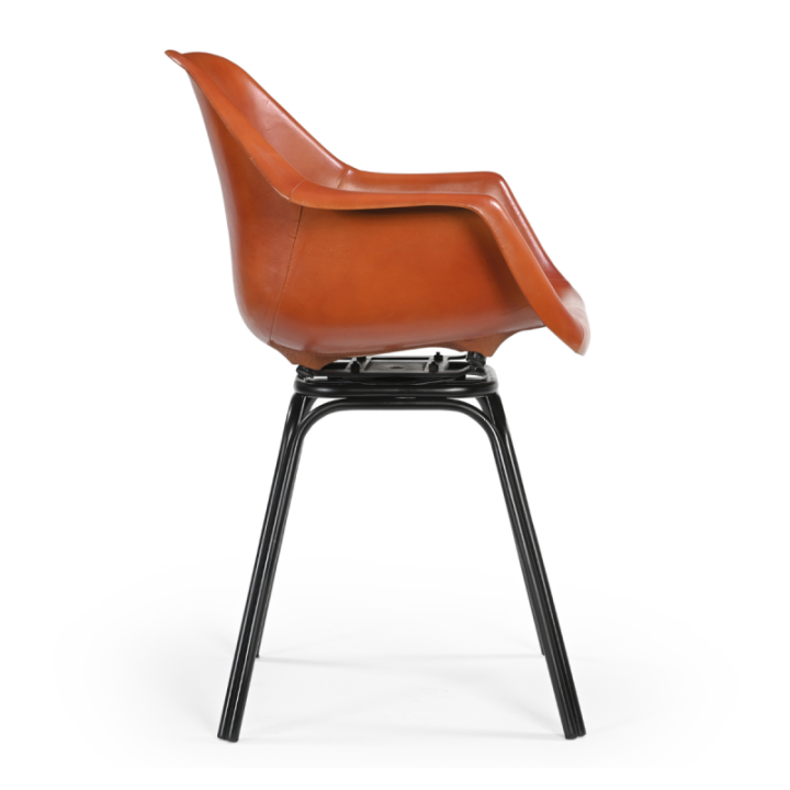 Rockie leather bridge armchair