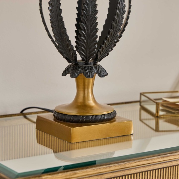 Gloriette Table Lamp