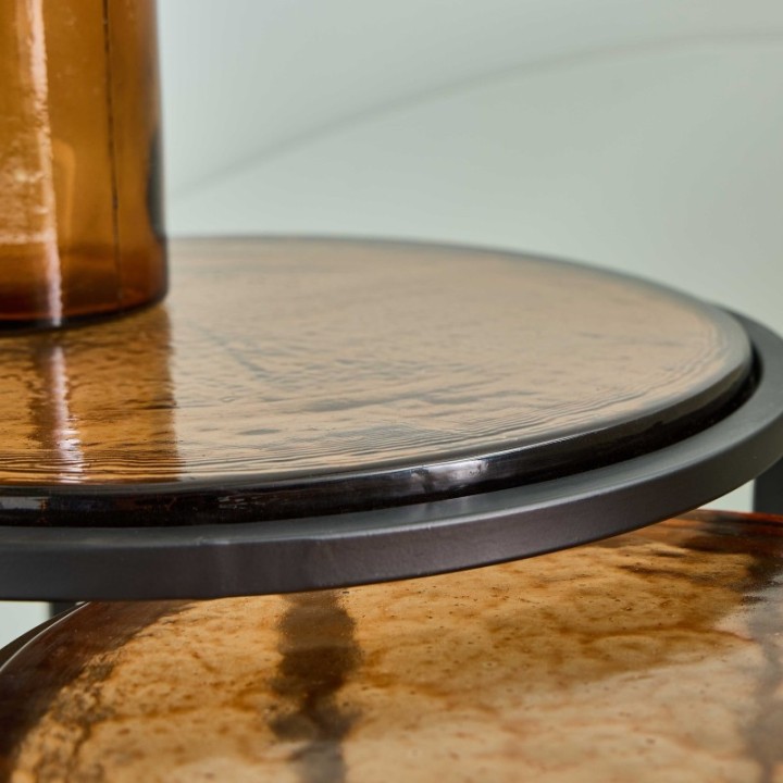 Igloo nesting side tables