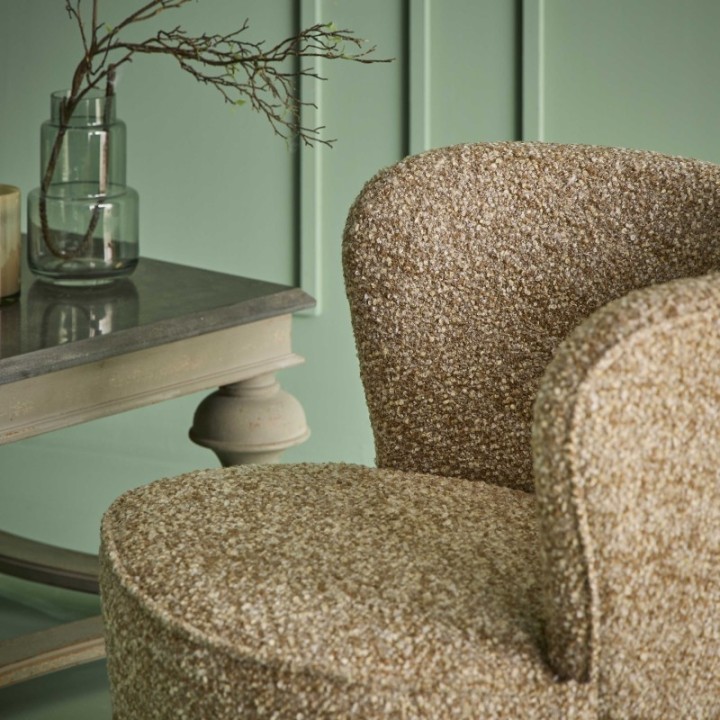 Barnabé caramel armchair