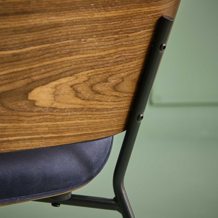 Serge Armchair blue velvet
